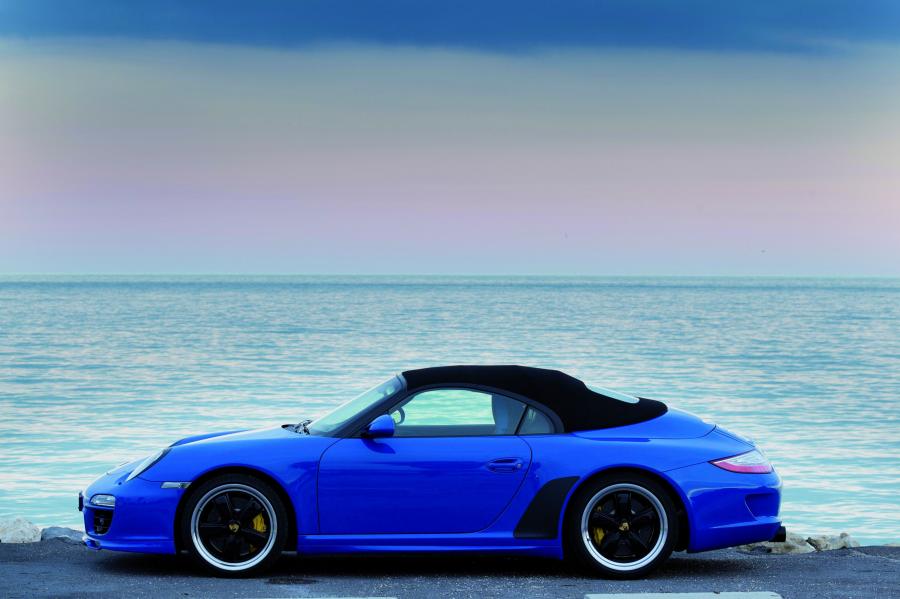  Porsche 911 Carrera Speedster 2011 года  (фото 36 из 108)